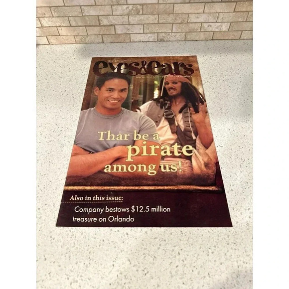 Disney Eyes & Ears Cast Member Exclusive June 2007 Pirates of the Caribbean - Picture 1 of 2